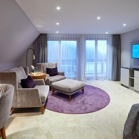 Erfurths Bergfried Ferien & Wellnesshotel Hinterzarten Zewnętrze zdjęcie