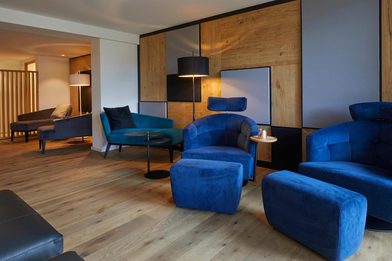 Erfurths Bergfried Ferien & Wellnesshotel Hinterzarten Zewnętrze zdjęcie