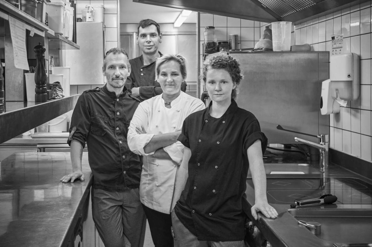 Erfurths Bergfried Ferien & Wellnesshotel Hinterzarten Zewnętrze zdjęcie