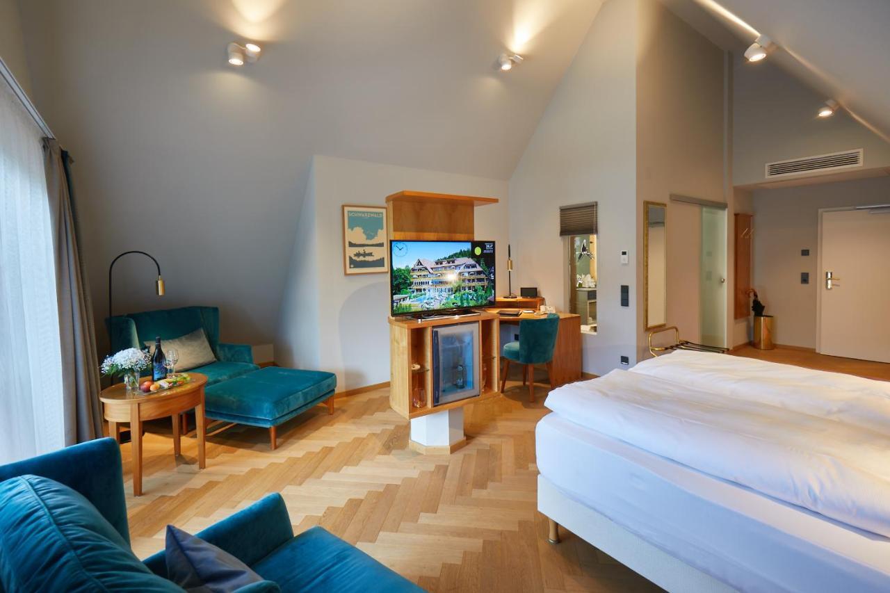 Erfurths Bergfried Ferien & Wellnesshotel Hinterzarten Zewnętrze zdjęcie