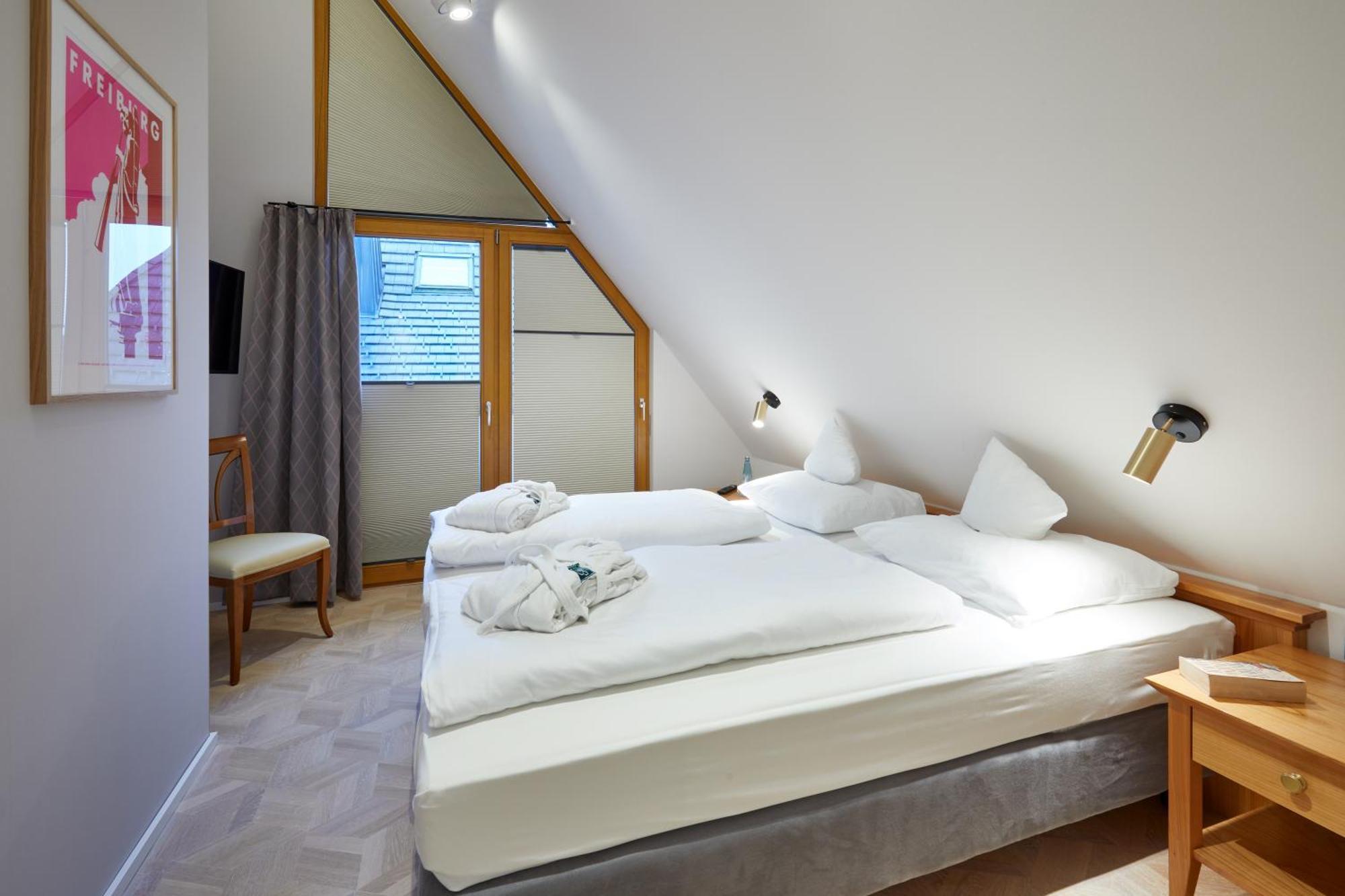 Erfurths Bergfried Ferien & Wellnesshotel Hinterzarten Zewnętrze zdjęcie