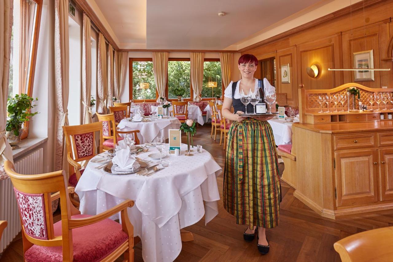 Erfurths Bergfried Ferien & Wellnesshotel Hinterzarten Zewnętrze zdjęcie